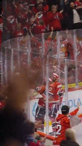 Intohimoa, draamaa, sinnikkyyttä, riemua ja pettymyksiä, joita et koe missään muualla! Nordiksella seuraavan kerran keskiviikkona 25.10. #HIFK #Liiga