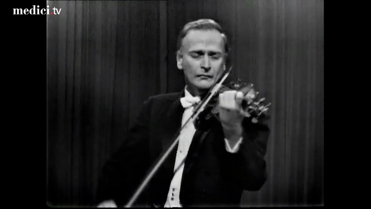 🎻🤩 As a child, at the age of eight, Yehudi begged his teacher Louis Persinger to work on Beethoven's Violin Concerto in D Major, the same one he performed one evening in 1962 at the International Concert Hall. bass ⬇️⬇️