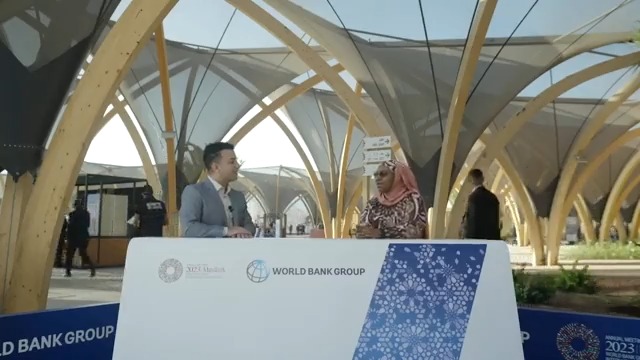 We are thrilled to have Amal Hassan, Founder and CEO of Outsource Global in #Nigeria 🇳🇬 at the WorldBank Digital Zone during the #WBmeetings! Watch ▶️ as she talks bout delivering growth to people through better #jobs in Africa! World Bank Nigeria @WBG_jobs