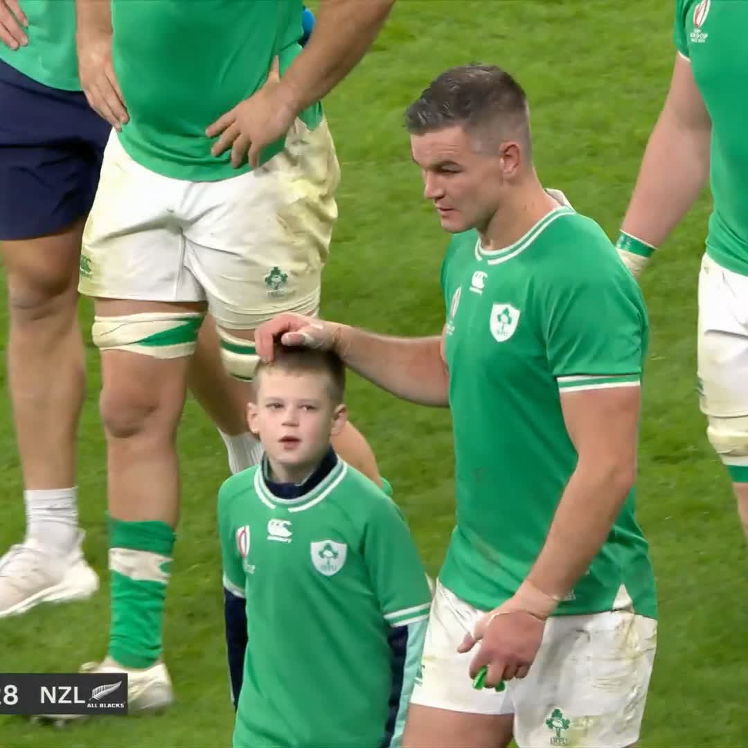 "You're the best dad" A heartwarming moment between Johnny Sexton and his son! ❤️ #RWC2023