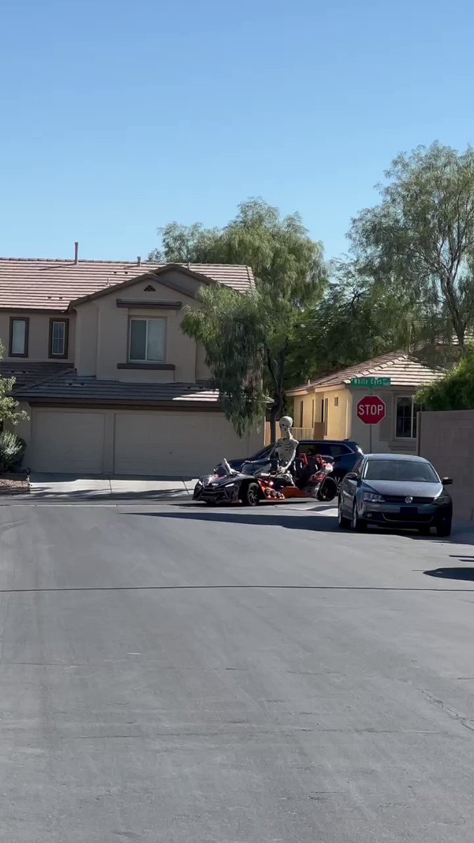 There’s a 12-foot skeleton driving around North Las Vegas rn.