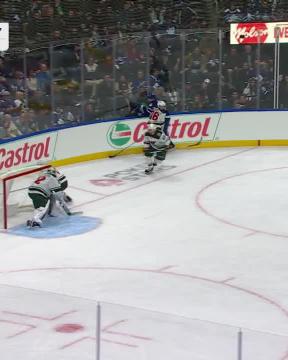 TWO GAMES, TWO HAT TRICKS ๐ฑ Auston Matthews is the first player to start the season with back-to-back hat tricks since Alex Ovechkin in 2017-18 ๐ฎ