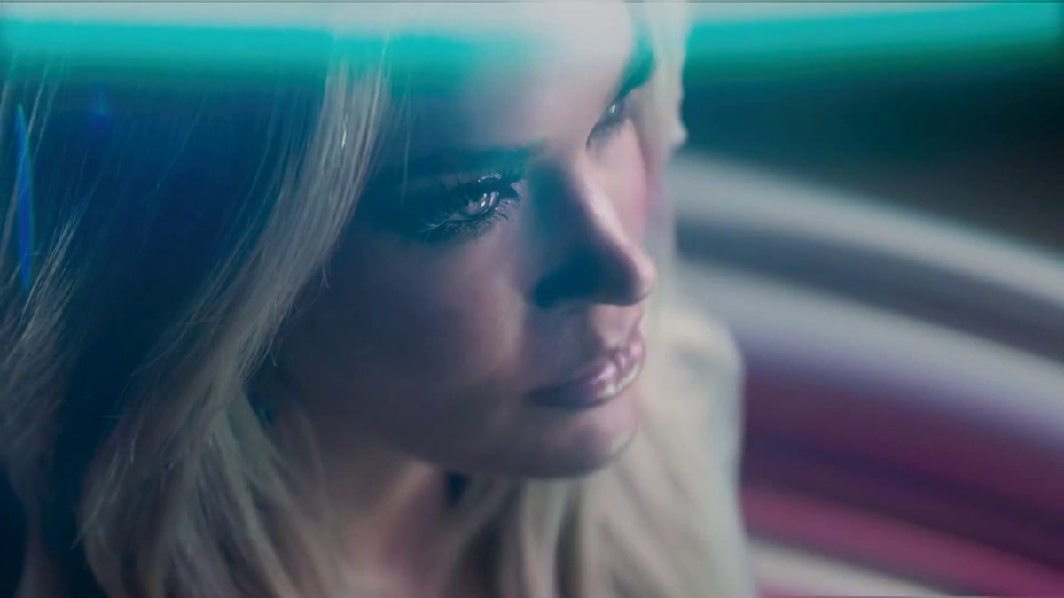 Sunday night is FINALLY here! Hit it,Carrie Underwood. ✨ 📺: NBC &amp; Peacock
