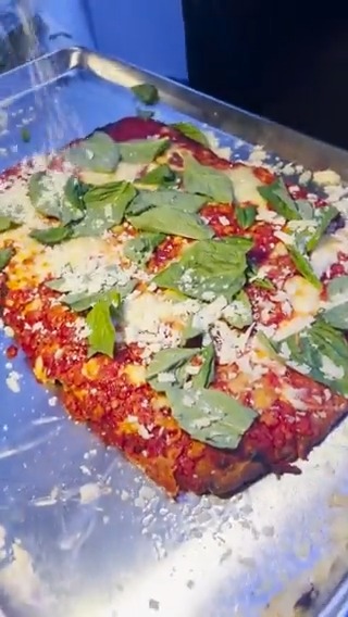 Wishing we were still at #NYCWFF eating a slice of Sicilian Margherita from Artichoke Basille's® 🤤