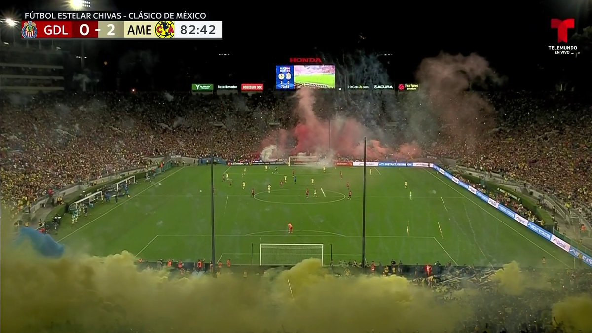 When people ask why Liga MX is the most watched league in the US just show them this 🤯 Football Heritage runs deep in the Hispanic community 🇲🇽