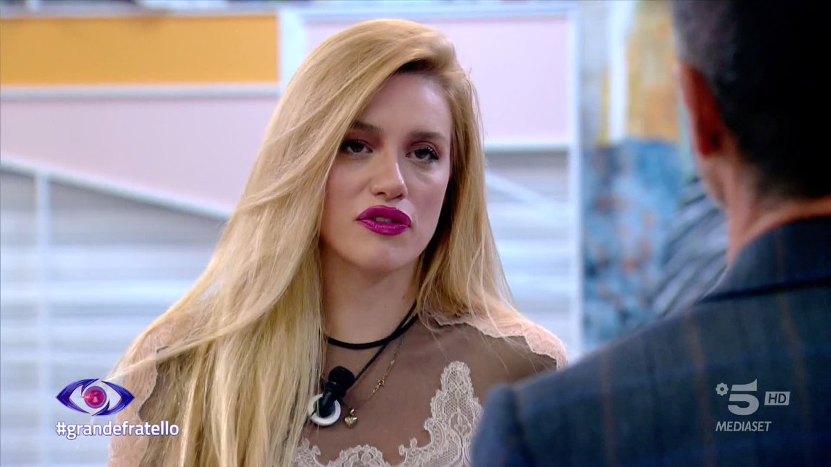 Un punto fermo da parte di Heidi al suo rapporto con Massimiliano. #GrandeFratello