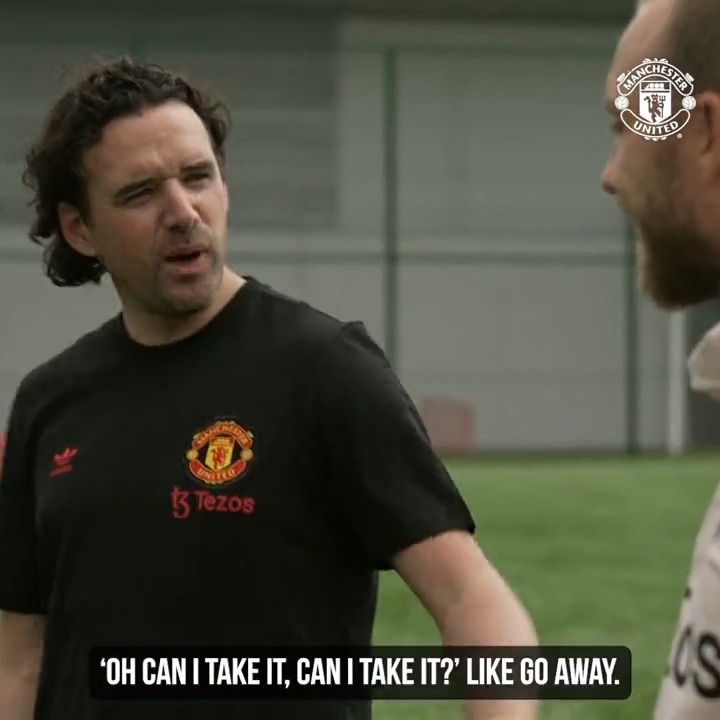 Technicians at work 🪄 Owen Hargreaves and Christian Eriksen take us through a free-kick masterclass 🎯 #MUFC || Premier League