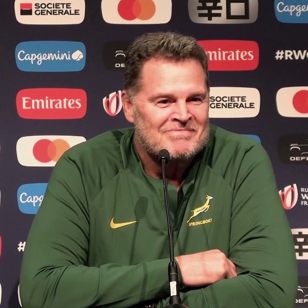 Mind games? 🧠🤔 South Africa director of rugby Rassie Erasmus predicts England's starting lineup for their Rugby World Cup semi-final meeting this weekend 🔮