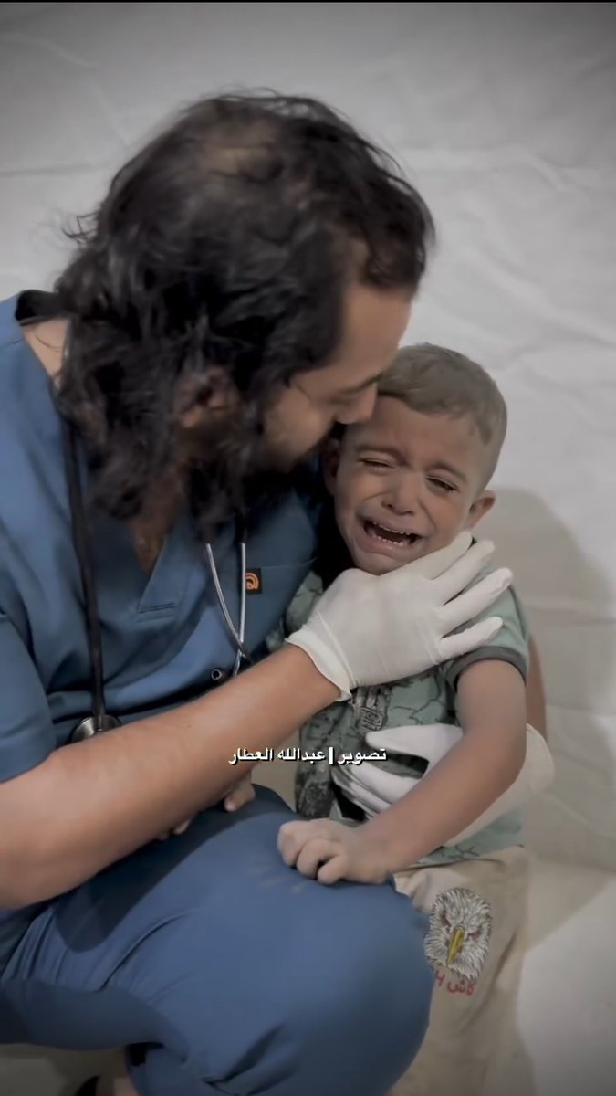 His eyes speak everything 💔🇵🇸 this young Palestinian child was in the Baptist hospital yesterday with his family when it was bombed. He sits alone in the hospital and tries to remain strong, but the moment he finds a shoulder to lean and someone to comfort him he breaks down 💔