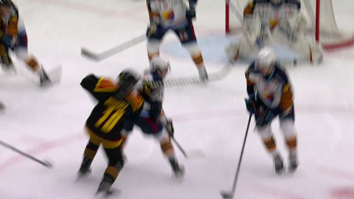"Inte hög klubba - domaren gör rätt här" Tyler Kelleher sätter 4-4 för Brynäs.
