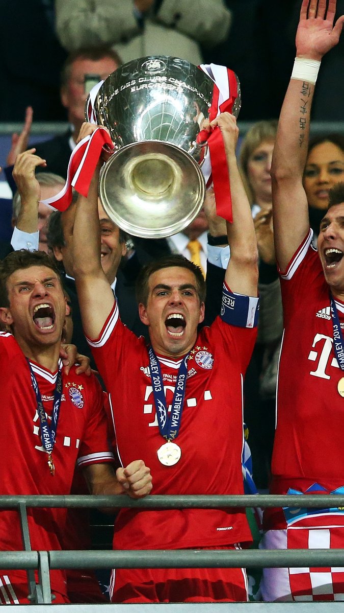Noch sechs Stunden bis zum Release! 🥰🎥 🍿 𝗚𝗘𝗡𝗘𝗥𝗔𝗧𝗜𝗢𝗡 𝗪𝗘𝗠𝗕𝗟𝗘𝗬 - Ab morgen bei Prime Video DE und für alle internationalen Fans auf FC Bayern TV PLUS! 🎥 #GenerationWembley #MiaSanMia Philipp Lahm