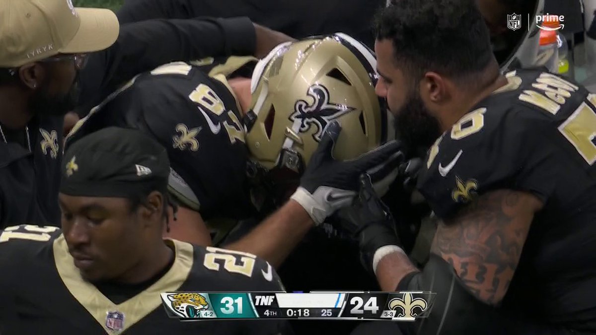 #Saints TE Foster Moreau has been through so much. Hurt to see him like this.