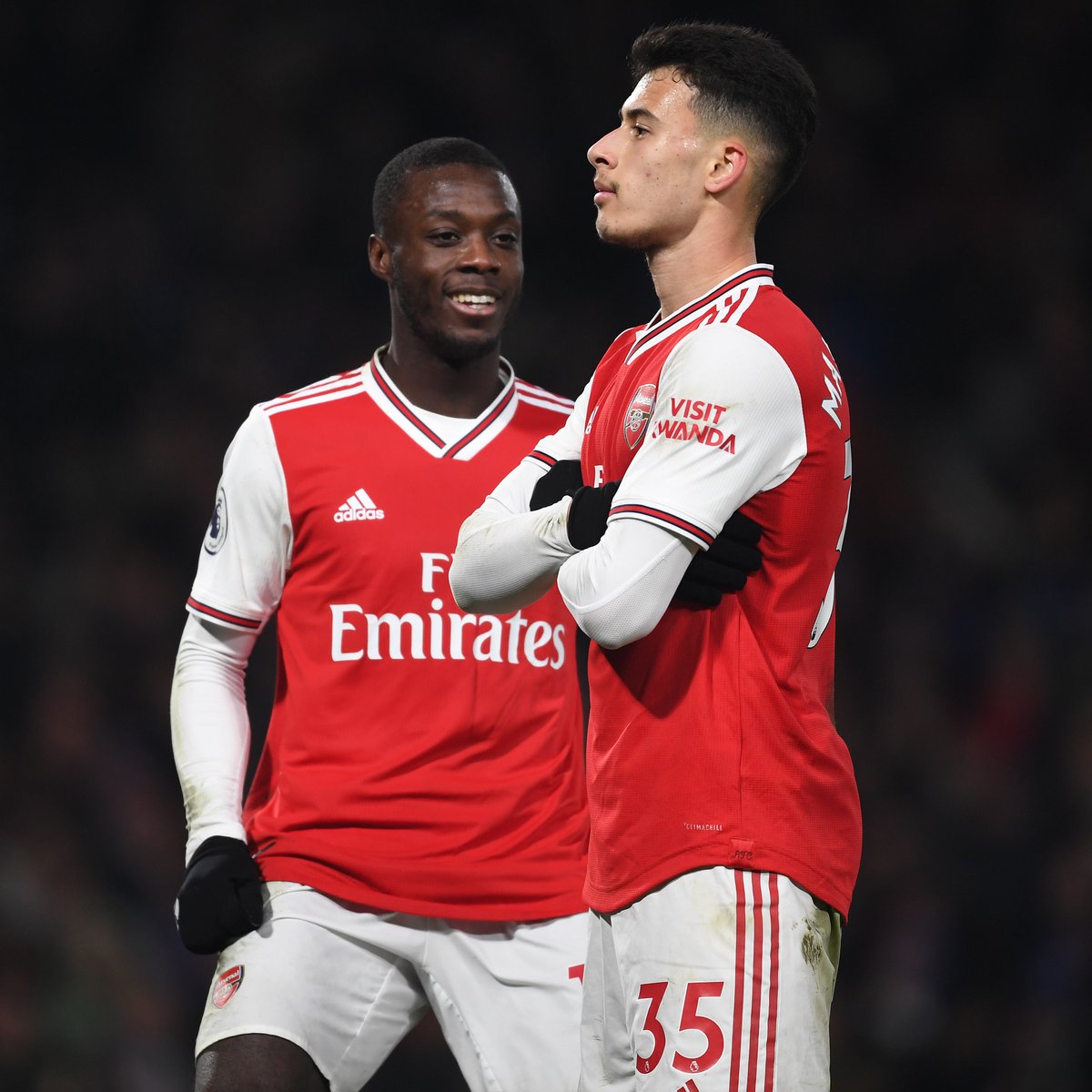 The run. The finish. The celebration. 🥶
