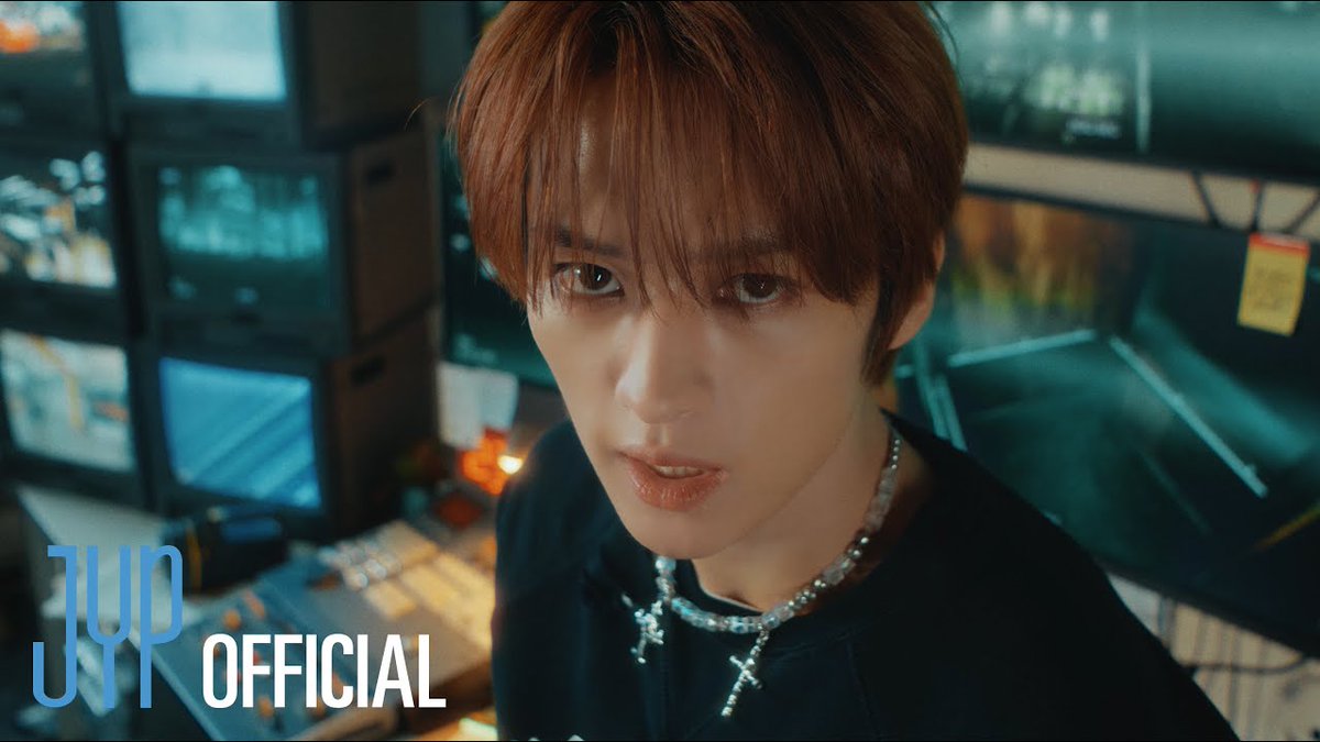 #ROCK_STAR UNVEIL : TRACK 1 "MEGAVERSE" has recorded 31,747,000 (31.7M+) combined views and 5,324,000 (5.3M+) combined likes across Youtube, Tiktok, and Instagram in its first 24 hours! 🔥 Stray Kids #StrayKids #MEGAVERSE #LALALA