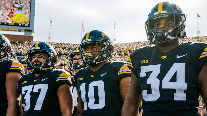 The Fight for Floyd. #Hawkeyes