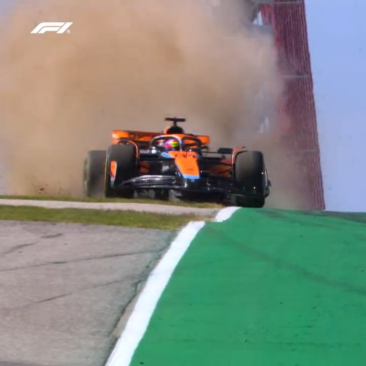 A big moment for Oscar Piastri during FP1 🫣 #USGP #F1