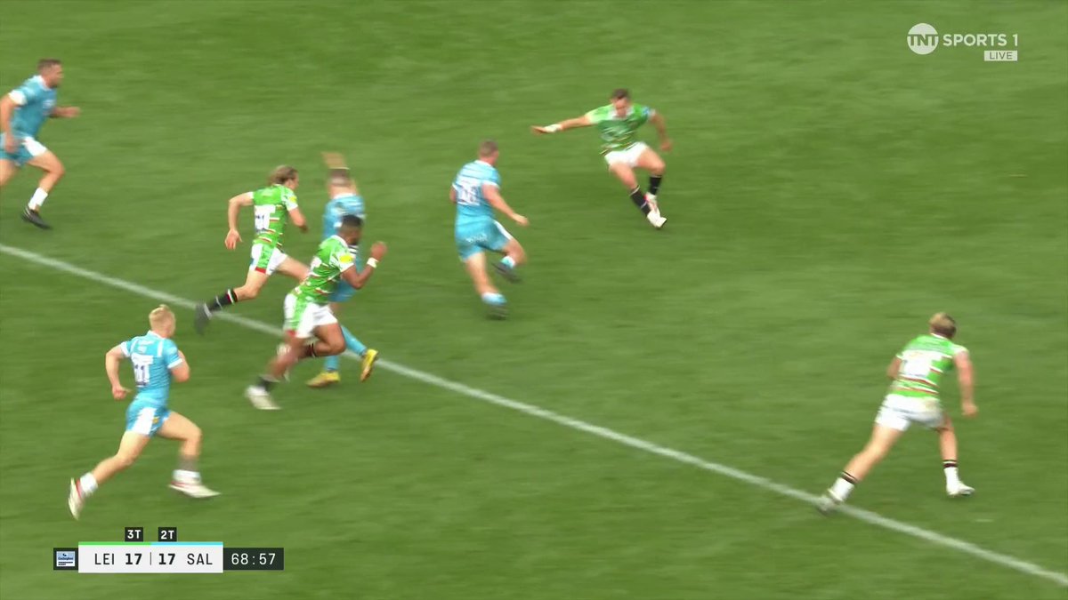 "Sale back in charge!" Robert du Preez comes to the rescue to take Sale Sharks 🦈 back ahead with a 17-24 lead 🦈 #GallagherPrem