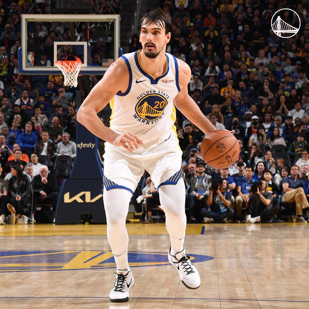 17 PTS 6-8 FG 2-4 3FG Dario showed off his scoring ability last night on #WarriorsGround 📽️