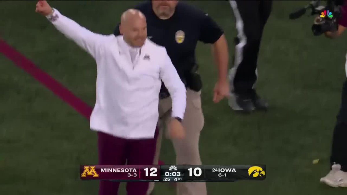 The Pig is headed back to Minneapolis. 🐖 Minnesota Football goes into Iowa City and beats Big Ten West leader Iowa.