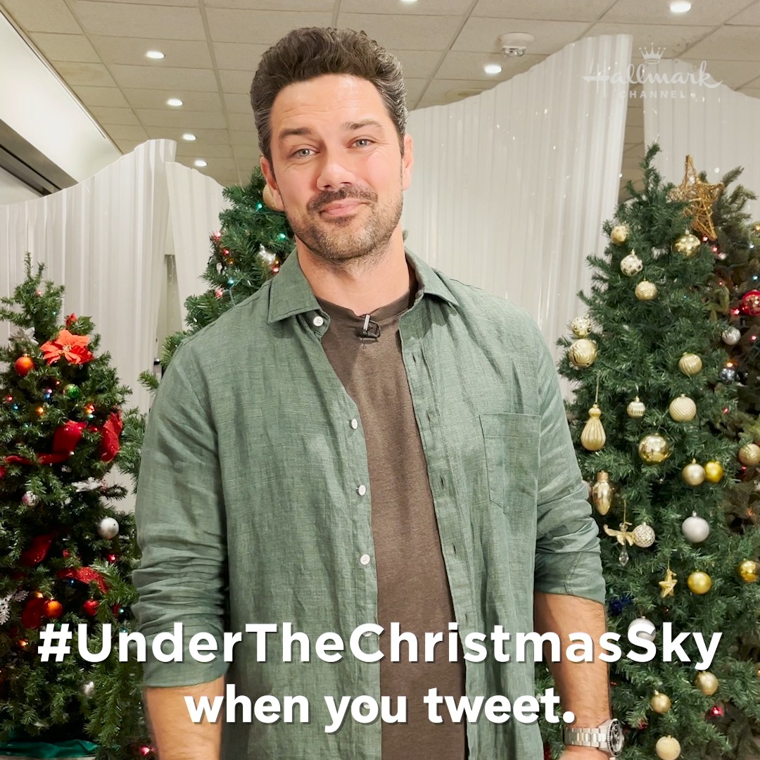 Join the wonderful @ryanpaevey in watching the all new #CountdownToChristmas movie #UnderTheChristmasSky tonight at 8/7c? 🎄 📺 Previously recorded pre-strike. 📺