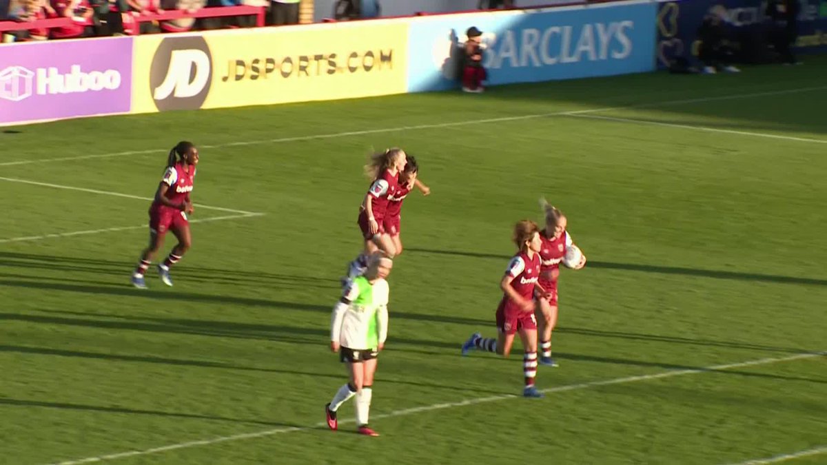 Riko Ueki snatches a point for West Ham in the 85th minute 💥 📹 Barclays Women's Super League