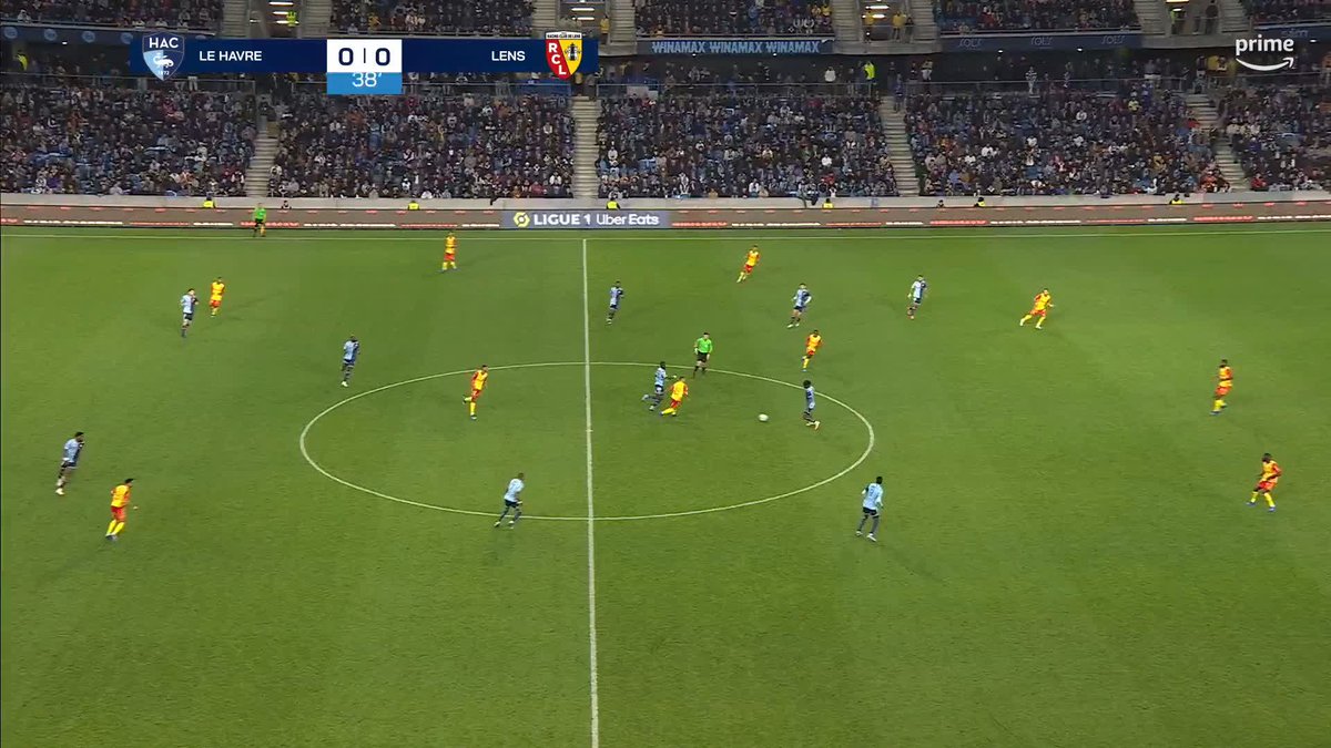 🗣 "S'il vous plaît, on peut regarder [la VAR] ou pas ?" 👂 François Letexier était Sur Écoute vendredi soir lors du match entre le Havre Athletic Club ⚽️ et le Racing Club de Lens ! #HACRCL #DSF