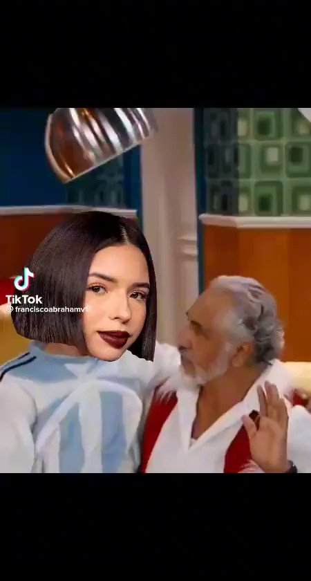 Prófugos del Ácido Fólico Súper antipática… 😂😂😂