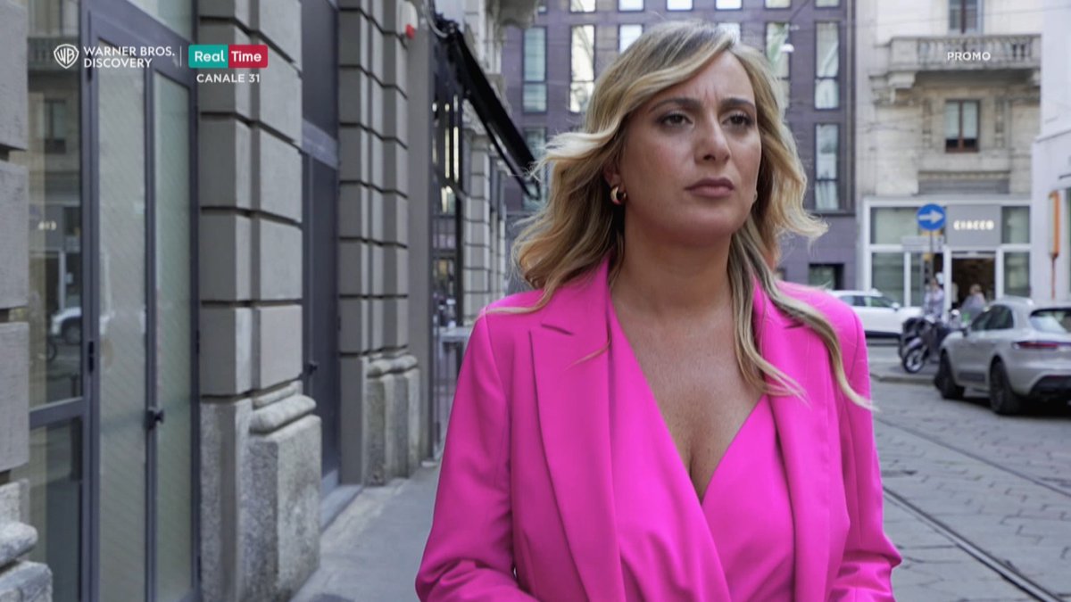 Non vedevamo l'ora di dirvelo ma #CasaAPrimaVista torna con la seconda stagione! 🏡 Ida, Mariana e Gianluca vogliamo fare tanti home tour! A novembre su #RealTime #Canale31
