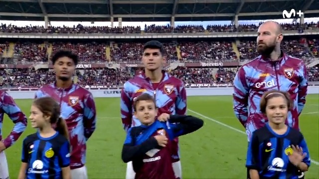 -Cuatro o cinco momentos, es lo que se necesita. -¿Para qué? -Para ser un héroe. 🤣 Un auténtico GENIO: 🧒❤️Torino. #LaCasadelFútbol