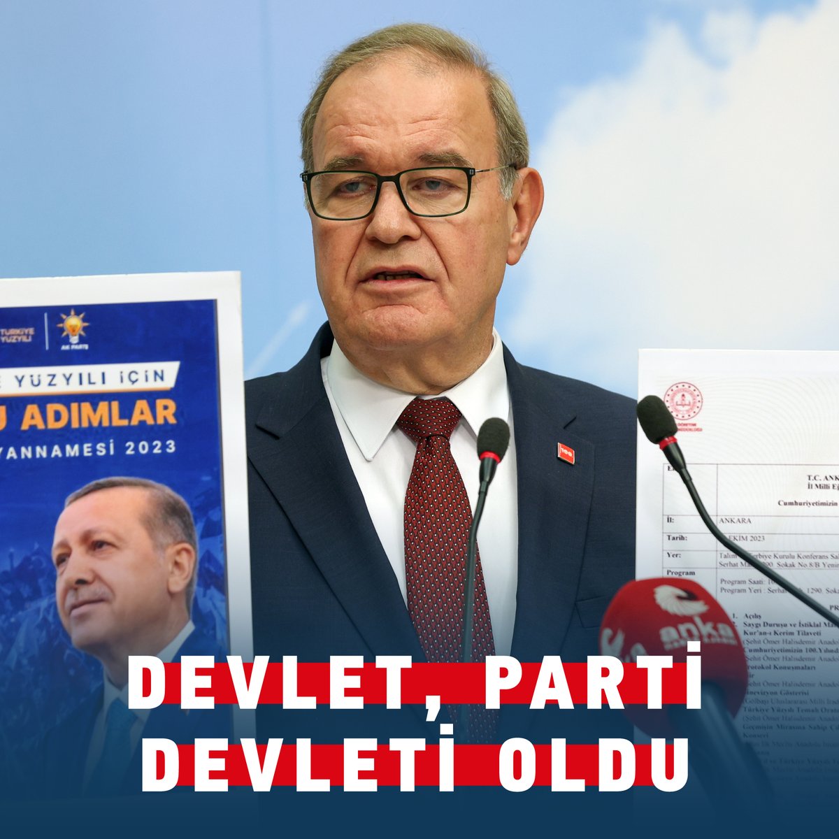 Parti Sözcümüz Faik Öztrak: “AK Parti logosunun Milli Eğitim Müdürlüğü dokümanlarında, devletin yazışmalarında, programlarında ne işi var? Bu ucube sistemde devlet ile Saray hükümeti arasındaki çizgi giderek silikleşti, sonunda tamamen ortadan kalktı. Devlet parti devleti oldu.”