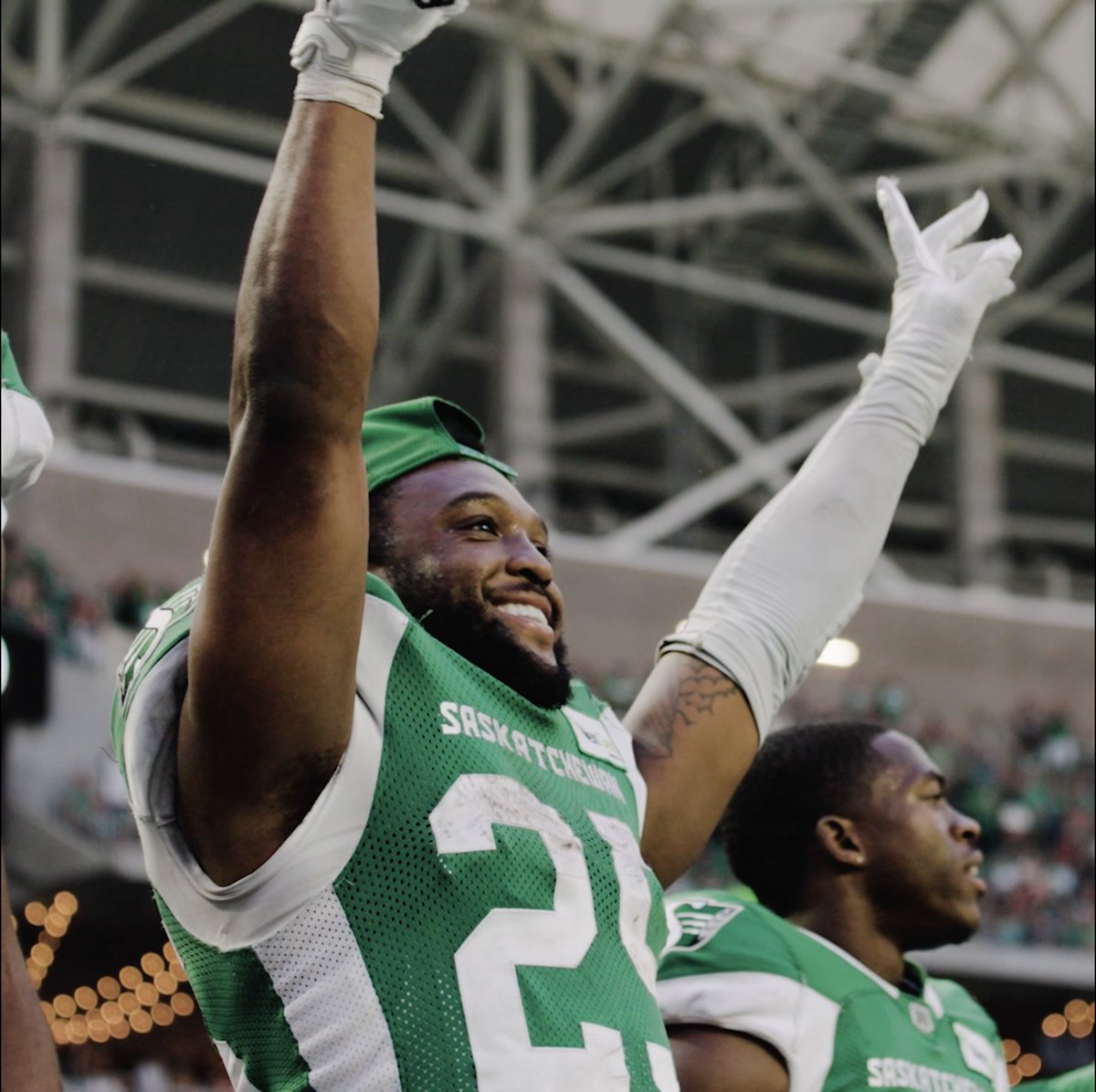 Cheers for JMo! 👏 Thanks to all your votes, Jamal Morrow has been named The Wireless Age Player of the Year! Congrats Jamal, for the well-deserved honour!