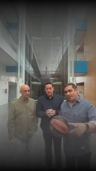 ☕️ Un café americano, un té... ¡No te rompas la cabeza! 🏀 Todo el baloncesto está en Movistar Plus+, disfruta de lo mejorcito con Ántoni Daimiel, GuilleGimenez y Piti Hurtado. ❗️ Seas del operador que seas por 14€ al mes. #Eurofighters #ListosParaRomperla #dormiresdecobardes