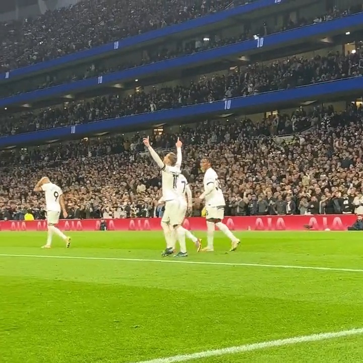 Come for the goal, stay for the celebration 🎯 James Maddison 🤍