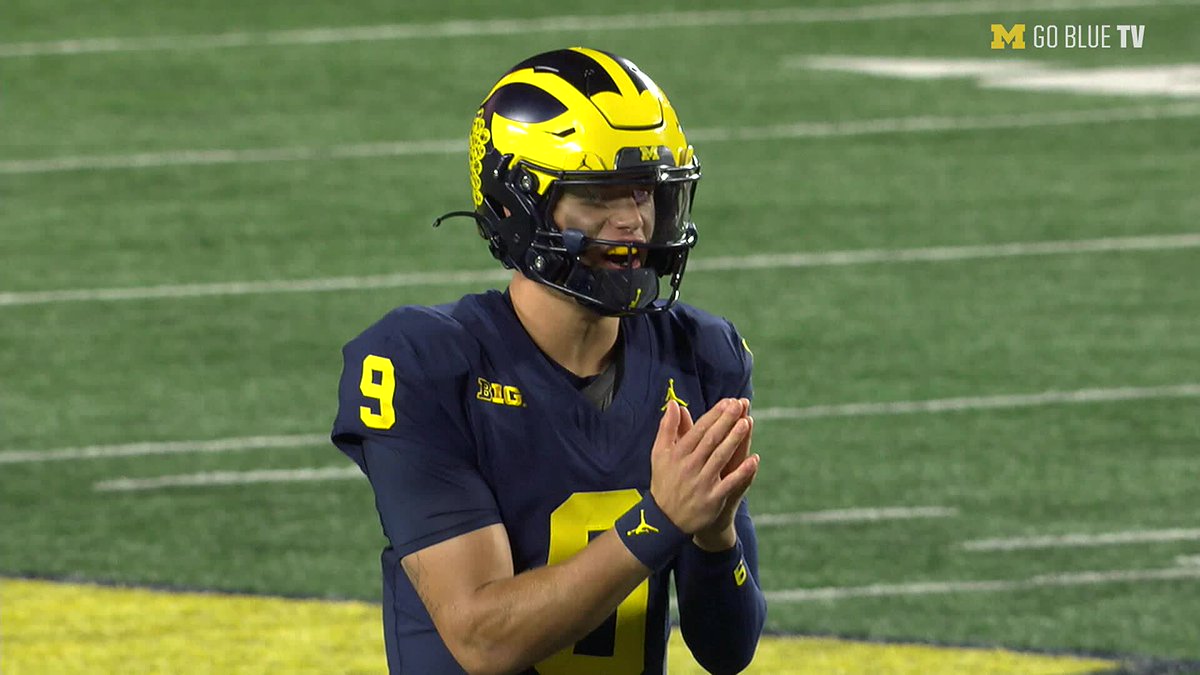 An entire roster playing for each other. #GoBlue