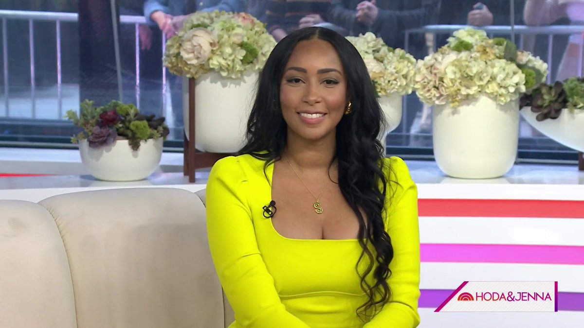 Author Safiya Sinclair joins Hoda and Jenna to talk about her memoir “How to Say Babylon” and answers questions from the Harlem branch of the Mocha Girls Read book club.