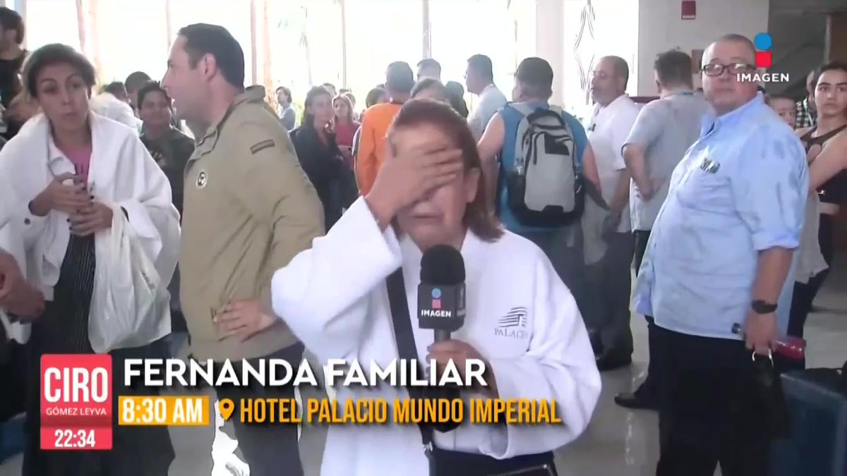 “Pasé una de las noches más difíciles de mi vida”, así narró nuestra compañera Fernanda Familiar Fernanda Familiar los momentos que vivió en un hotel de #Acapulco durante el paso del huracán #Otis.