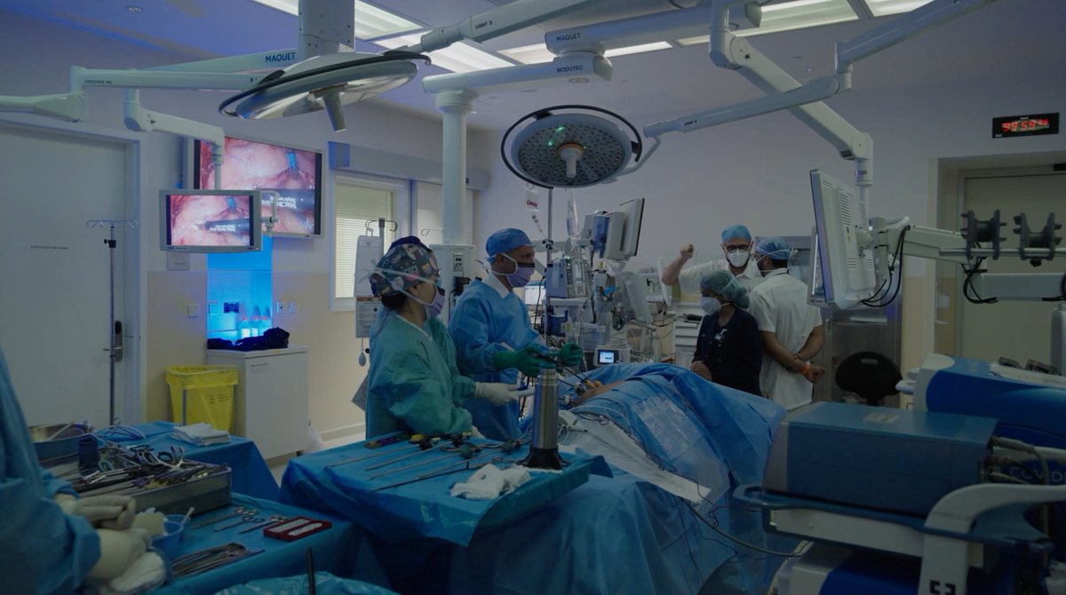 We are proud to announce that Cleveland Clinic Abu Dhabi in collaboration with colleagues from Cleveland Clinic in the US have conducted three robot-assisted kidney transplants for the first time in the UAE...
