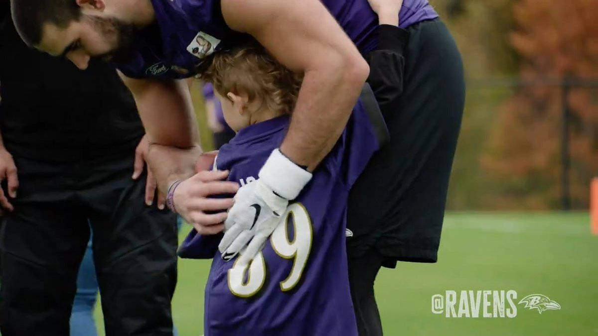 Our secret weapon for Sunday's game was Make-A-Wish International participant Isaac Lopez Can't watch this without smiling 💜