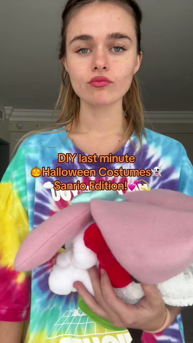 Pick ur fav🎀?🎃halloween costumes👻🎀Sanrio Edition☁️💫