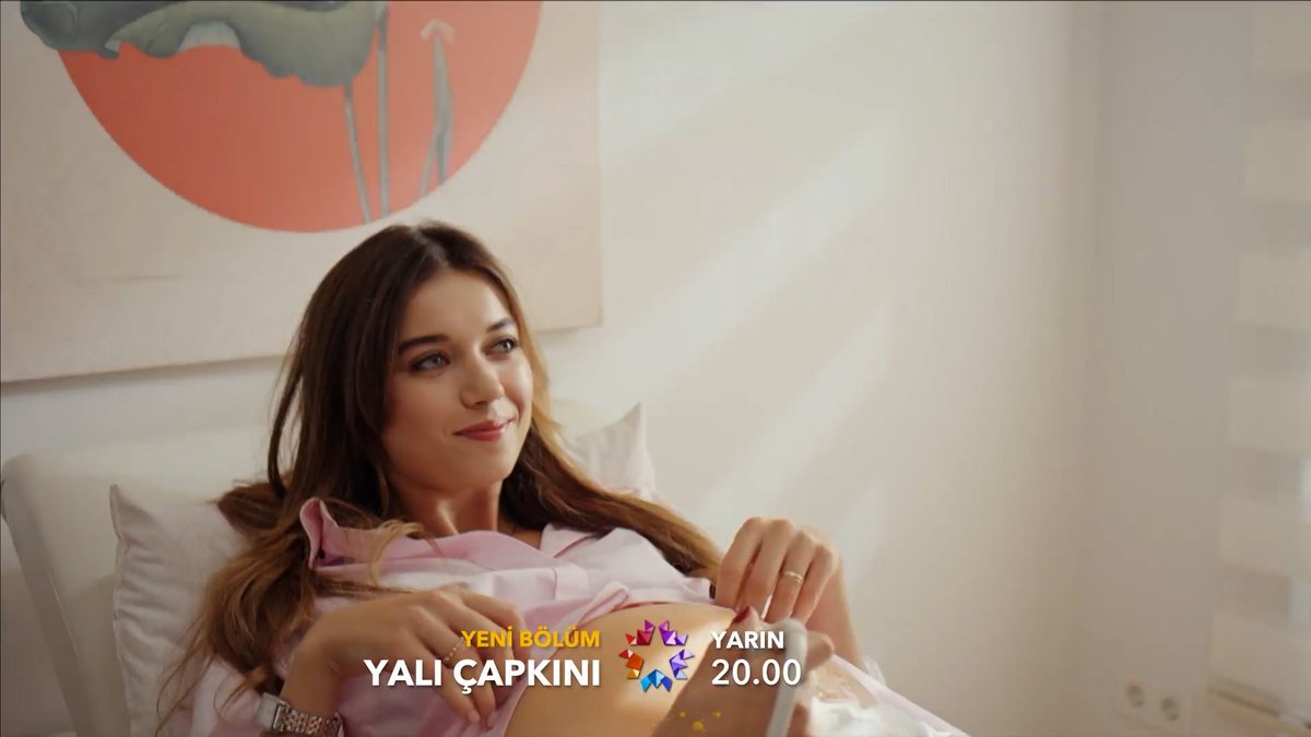 “Hayırlı olsun, baba oluyormuşsun.” #YalıÇapkını yeni bölüm tanıtımı! Yeni bölüm yarın 20.00'de Star'da! Yalı Çapkını