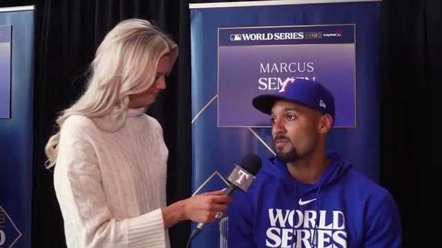 Simmy and the squad are ready for the #WorldSeries