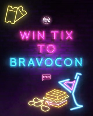 We’re going to #BravoCon by Bravo and we want you to join us 🍸 We're offering two tickets for you and your bestie! To enter for a chance to win: 1) Follow Lay’s 2)Tell us your favorite Vanderpump Rules season or episode 👀 3) Use #LAYSxBravoCon and #Lays_Sweepstakes to enter
