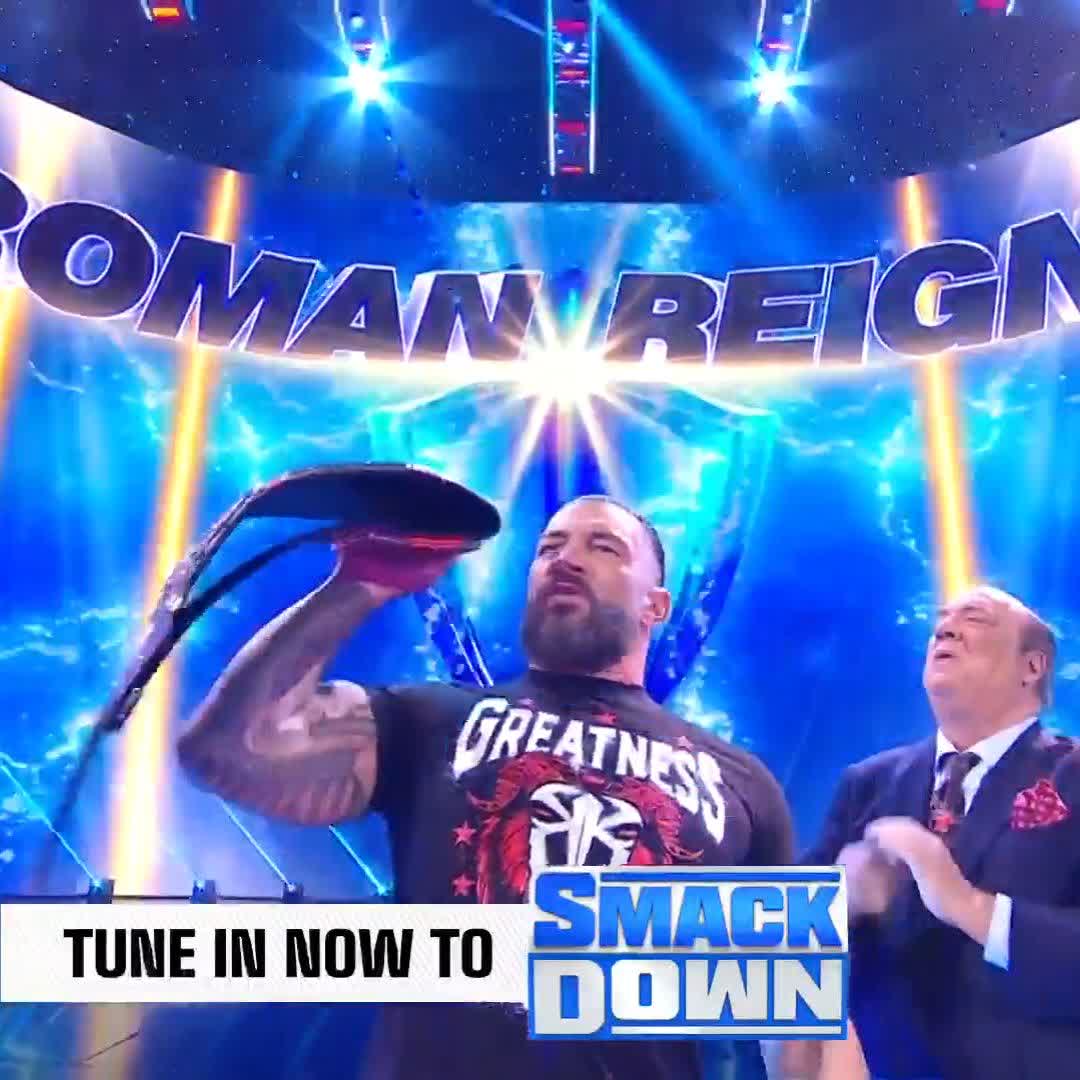 YEAH! 🔥🔥🔥 Just as we were about to acknowledge our Tribal Chief, Roman Reigns, LA Knight showed up! LA Knight is feelin' BOLD tonight.... #SmackDown