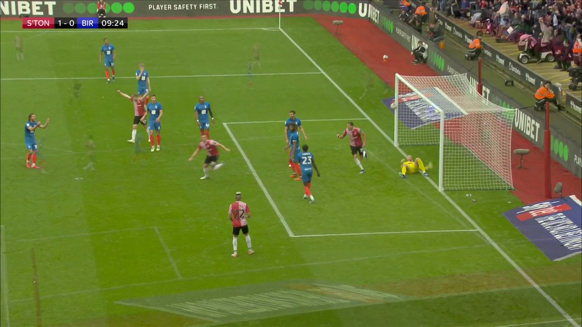 Alcaraz makes it TWO for Southampton ✌⚽