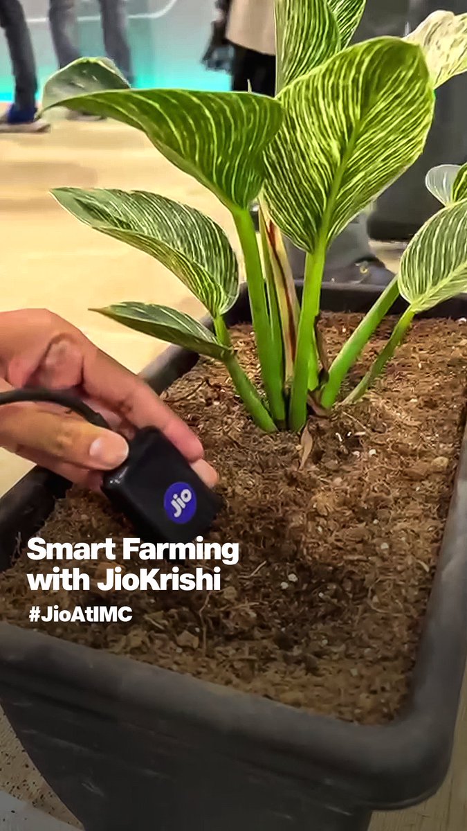 Enabling smart and sustainable farming through IoT devices powered by JioKrishi. 🌾 #JioAtIMC #Jio #JioKrishi #IMC2023 #IoT #SmartFarming #Farming #Agriculture