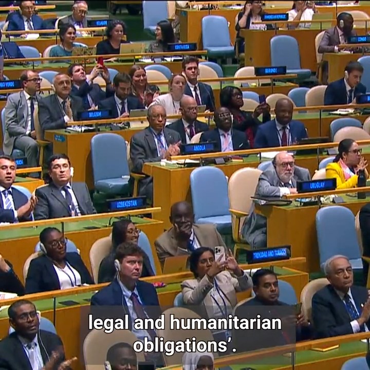 With 120 votes in favor, 14 against and 45 abstentions, the #UNGA adopted the resolution for “protection of civilians and upholding legal and humanitarian obligations” on the ongoing #Gaza crisis. Take a look at some highlights from yesterday's debate 📺⬇️