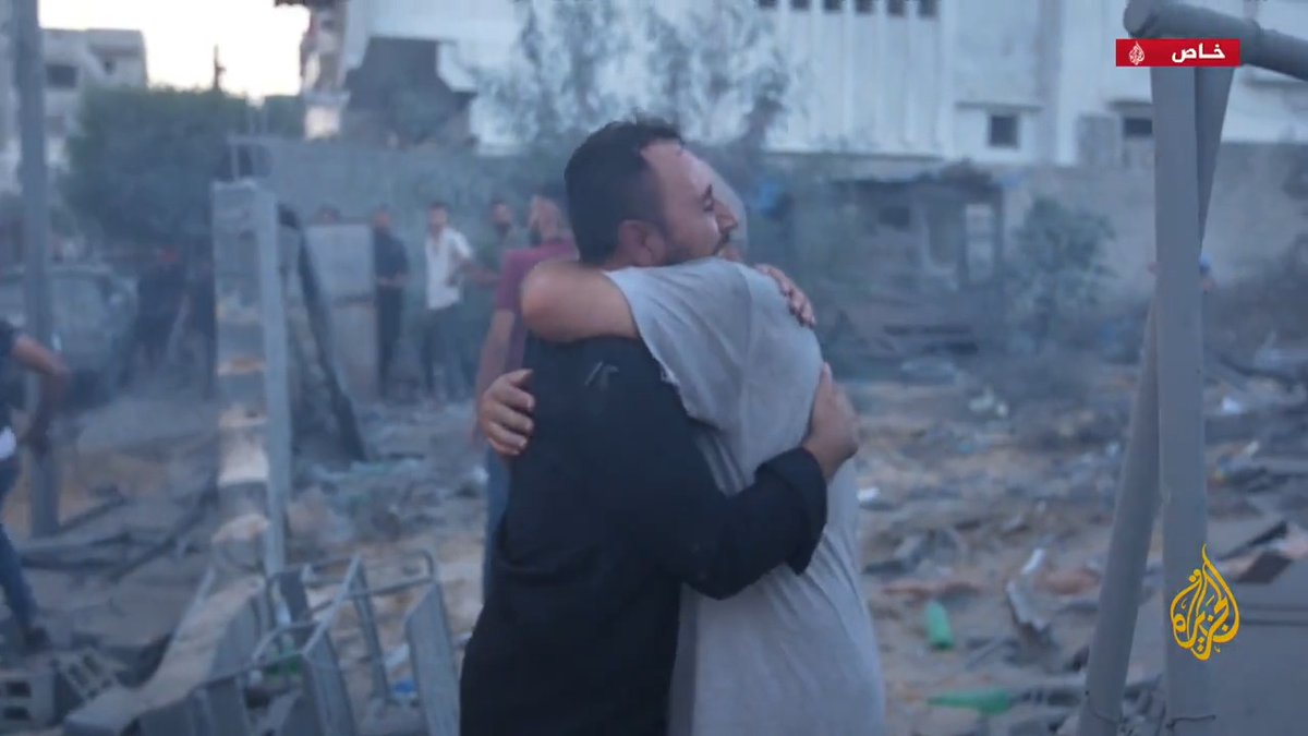 God this footage from Al Jazeera as people search through the rubble for survivors in Gaza City's Yarmouk neighbourhood. Truly apocalyptic.