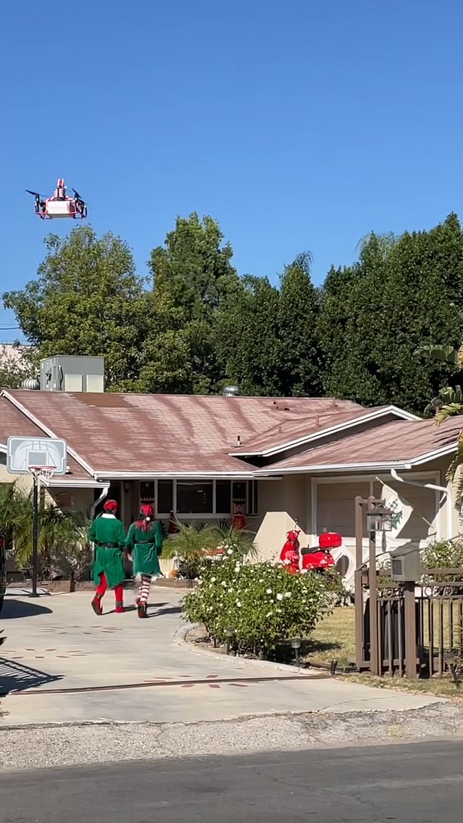 Check out last week’s winners! Los Angeles &amp; Louisville, Re-Tweet TODAY using #HallmarkHolidayDrop &amp; #MysticChristmas #contest for a chance to win a special Hallmark Channel Holiday gift box and then watch #MysticChristmas tonight at 8/7c! 🎄 Rules: