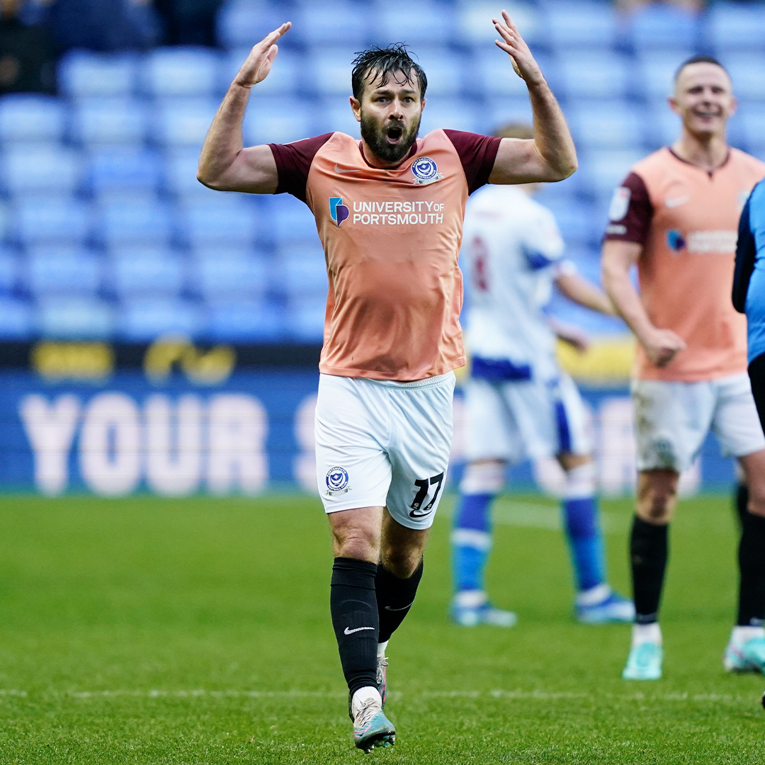 3๏ธโฃ minutes and 8๏ธโฃ seconds of pure SCENES ๐ Enjoy, #Pompey fans ๐ฟ
