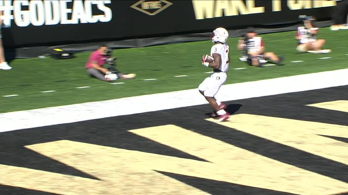 "He knew he was gonna take it to the house!" What a catch and run by Trey Benson 😮💨